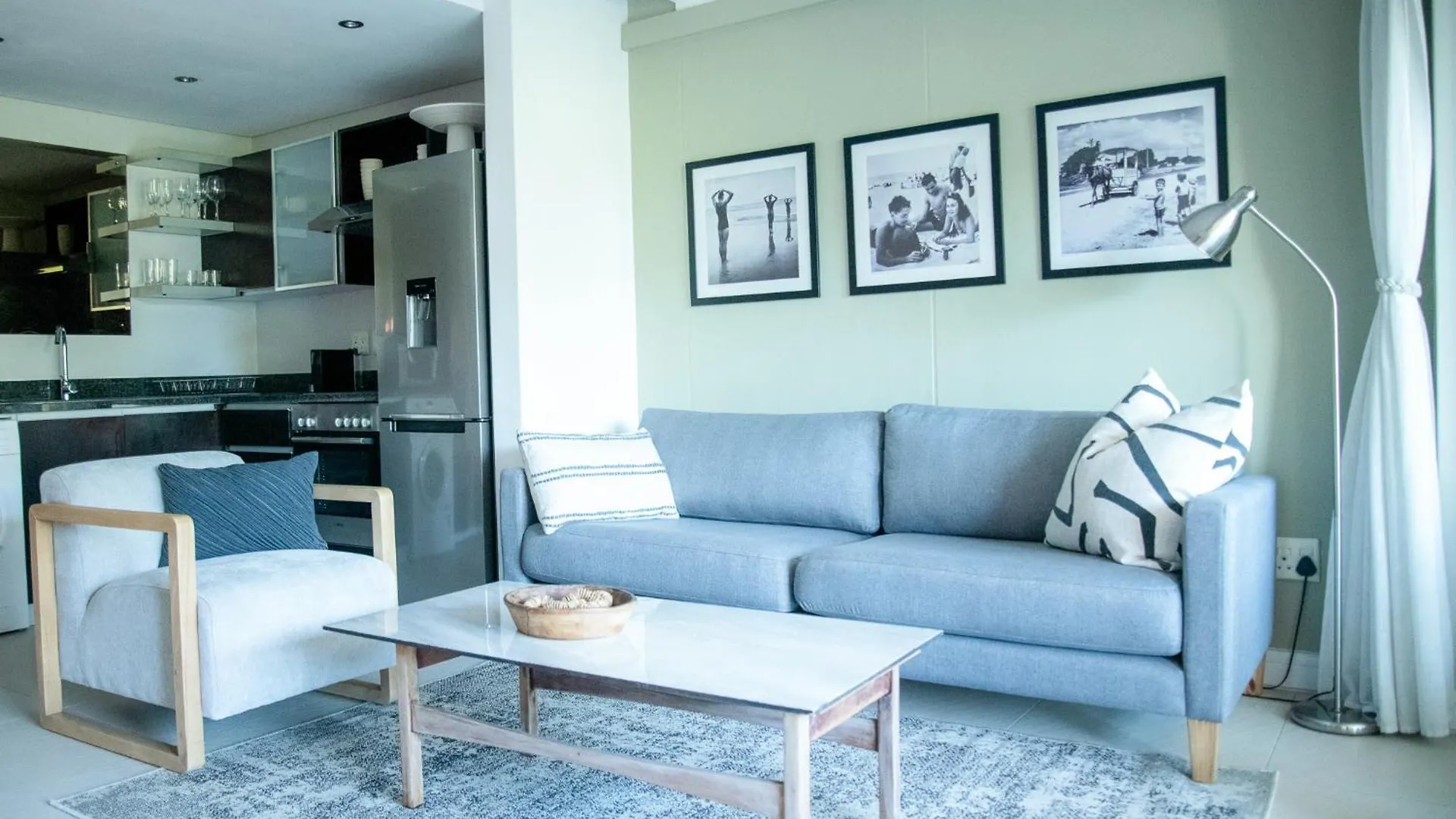 Stylish Apartment With Large, Covered Balcony In De Waterkant Cape Town South Africa