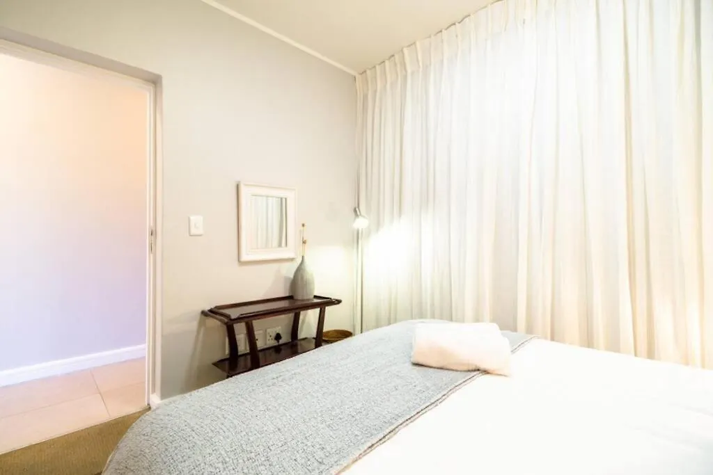 Stylish Apartment With Large, Covered Balcony In De Waterkant Cape Town 0*,  South Africa