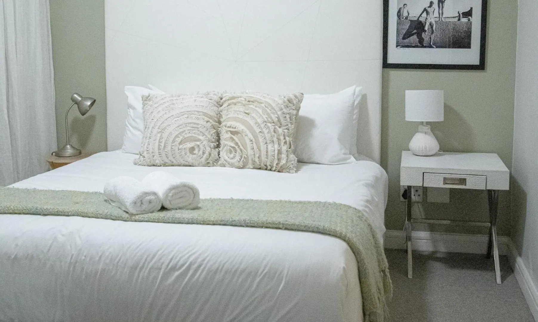 Stylish Apartment With Large, Covered Balcony In De Waterkant Cape Town South Africa