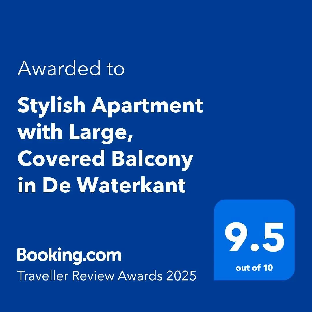 Stylish Apartment With Large, Covered Balcony In De Waterkant Cape Town